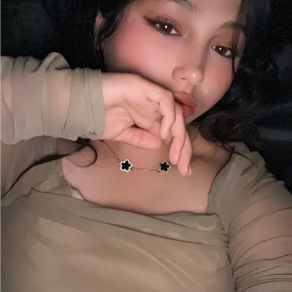 Meet your Posher, Freshta😤😁 - Picture 3 of 8